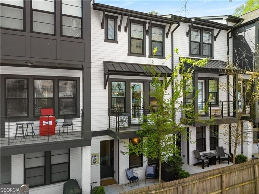 1712 Edgehill Manor Street NE, Atlanta, GA 30317