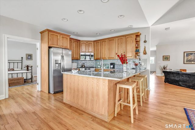 69 Jasmine Circle 69, Milford, CT 06461