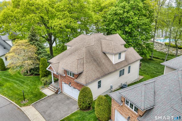 69 Jasmine Circle 69, Milford, CT 06461
