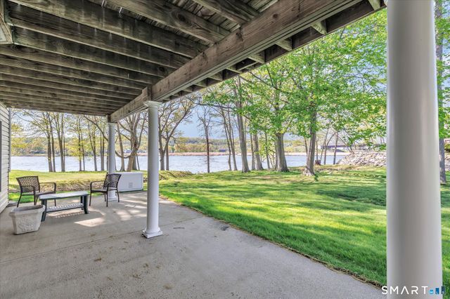 69 Jasmine Circle 69, Milford, CT 06461