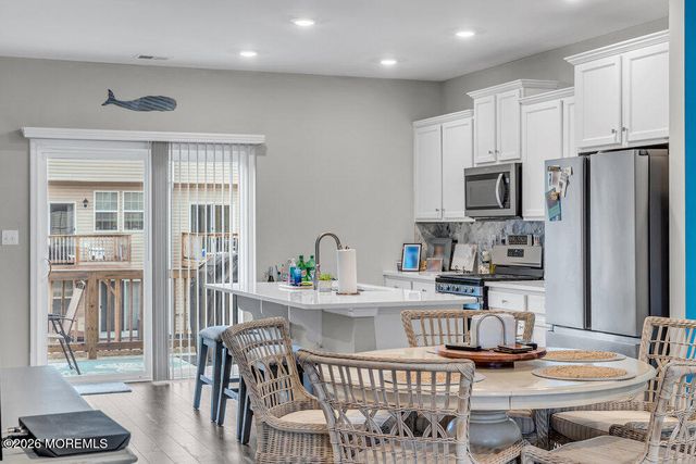 5 Farrah Drive, Manahawkin, NJ 08050