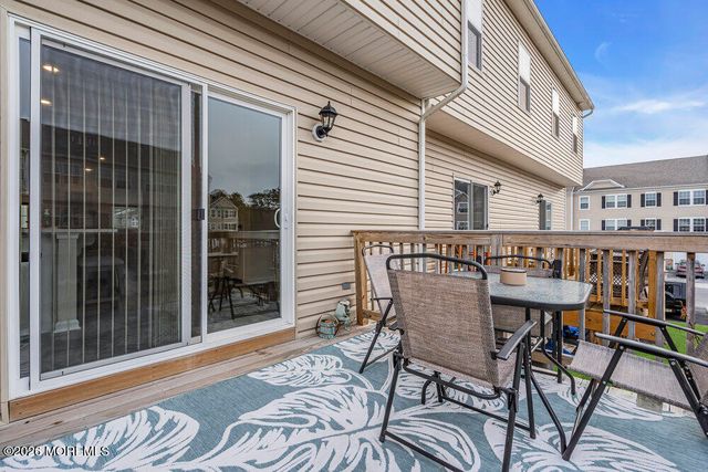 5 Farrah Drive, Manahawkin, NJ 08050