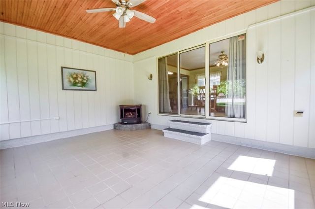 6680 Glenella Drive, Seven Hills, OH 44131