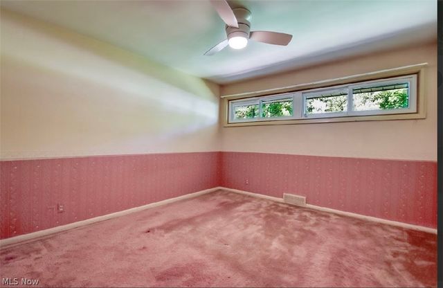 6680 Glenella Drive, Seven Hills, OH 44131