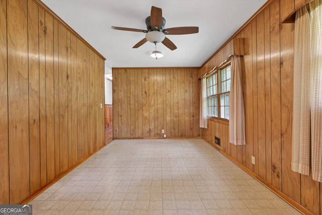 442 Stonewood Drive, Stone Mountain, GA 30087
