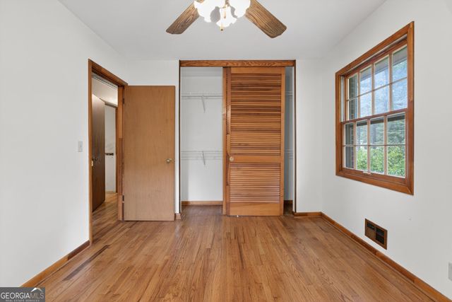 442 Stonewood Drive, Stone Mountain, GA 30087