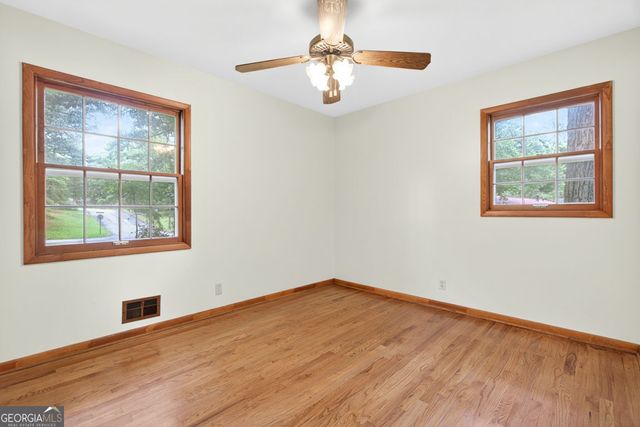 442 Stonewood Drive, Stone Mountain, GA 30087