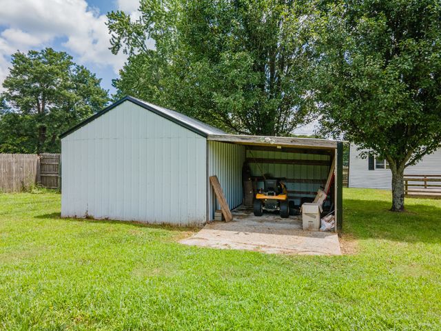 1625 Fishing Ford Rd, Belfast, TN 37019