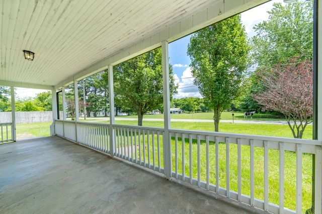 1625 Fishing Ford Rd, Belfast, TN 37019
