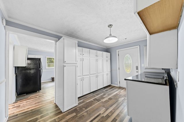 1625 Fishing Ford Rd, Belfast, TN 37019