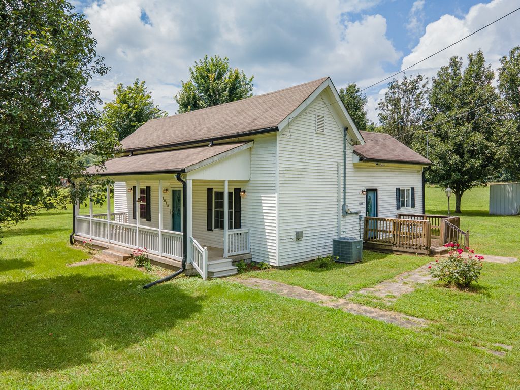 1625 Fishing Ford Rd, Belfast, TN 37019