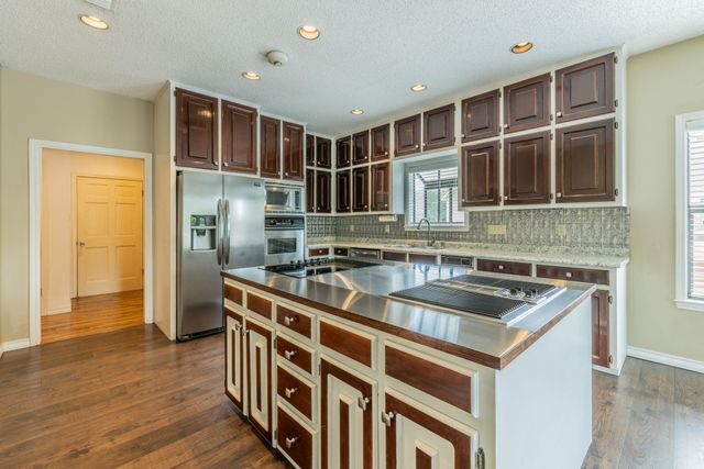113 Indian Bend DR, Lakeway, TX 78734