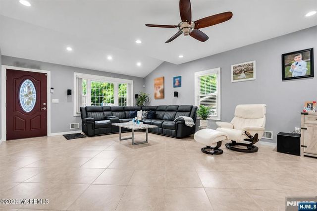 247 Post Avenue, Lyndhurst, NJ 07071