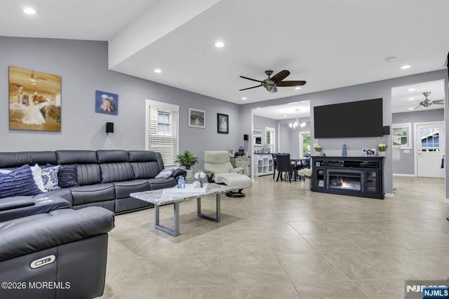 247 Post Avenue, Lyndhurst, NJ 07071