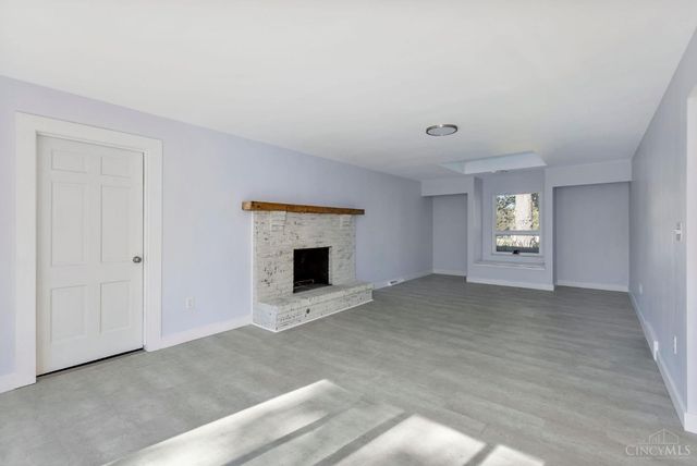 8608 Goldfinch Way, West Chester, OH 45069