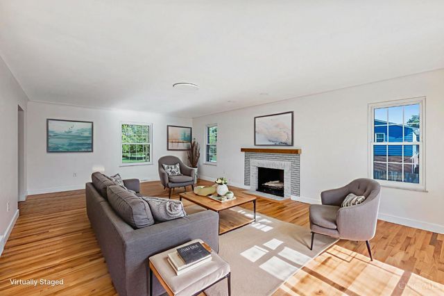 8608 Goldfinch Way, West Chester, OH 45069