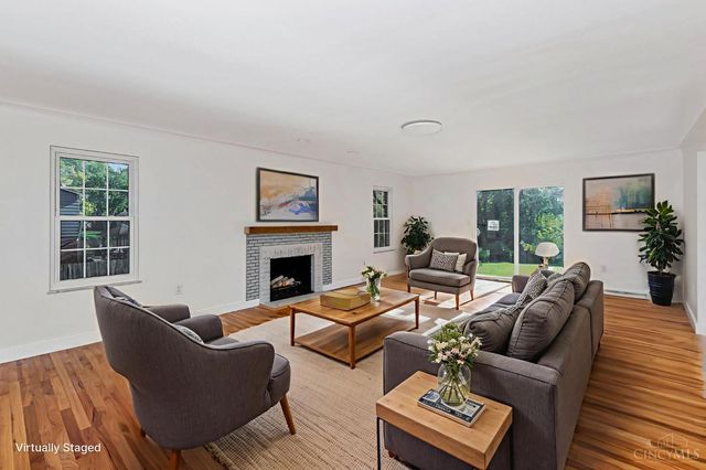 8608 Goldfinch Way, West Chester, OH 45069