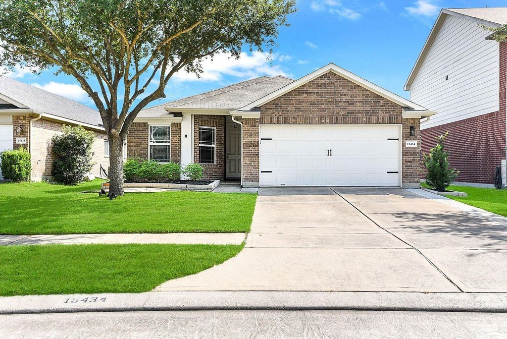 15434 Kaston Drive, Cypress, TX 77433