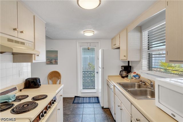 5226 Coronado PKWY A, Cape Coral, FL 33904