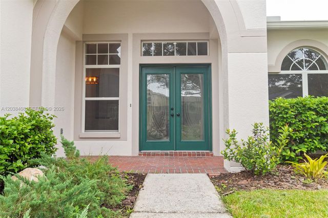 10217 Timberland Point Drive, Tampa, FL 33647