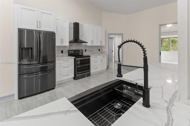 10217 Timberland Point Drive, Tampa, FL 33647