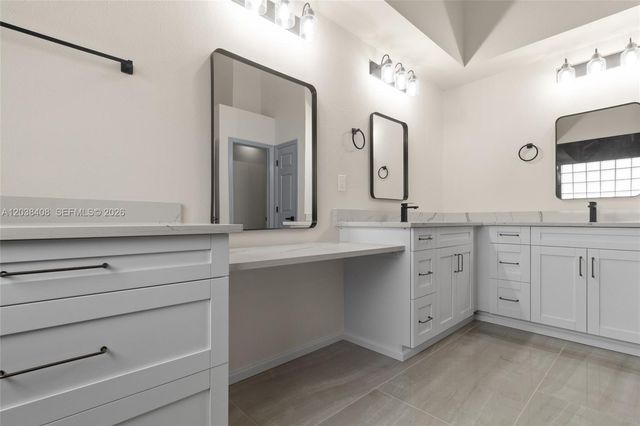 10217 Timberland Point Drive, Tampa, FL 33647