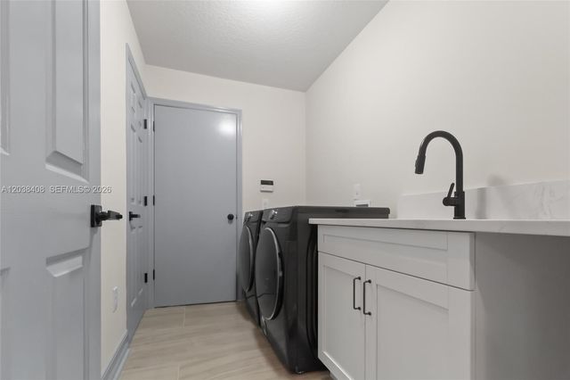 10217 Timberland Point Drive, Tampa, FL 33647