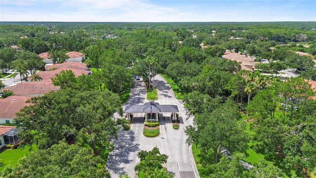 10217 Timberland Point Drive, Tampa, FL 33647
