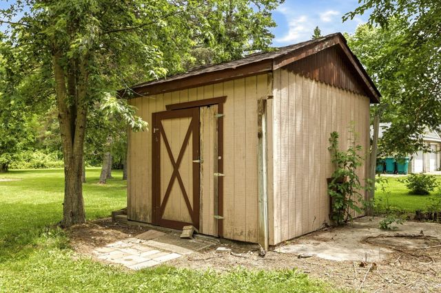 335 Walnut Street, Mount Morris, MI 48458