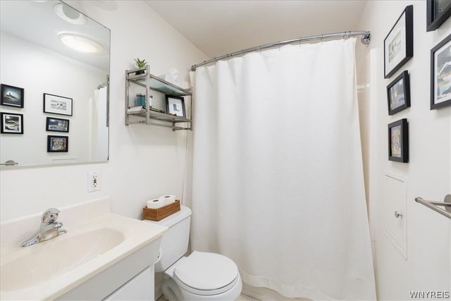155 N Autumn Street, Amherst, NY 14221