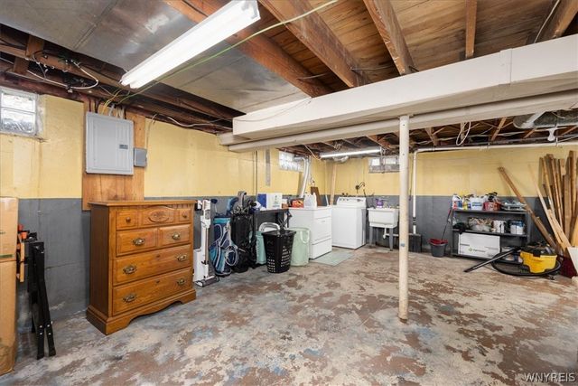 155 N Autumn Street, Amherst, NY 14221