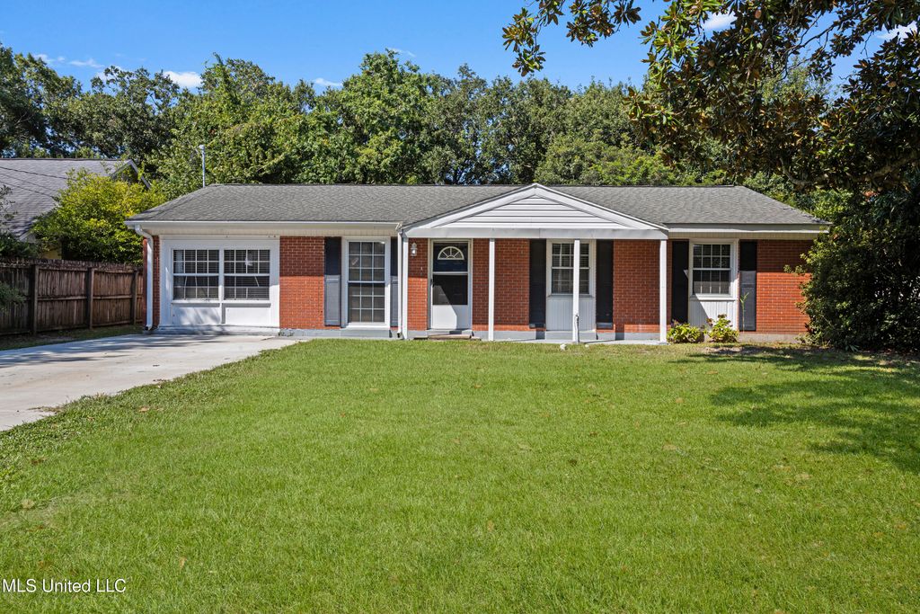 107 Valentine Drive, Long Beach, MS 39560