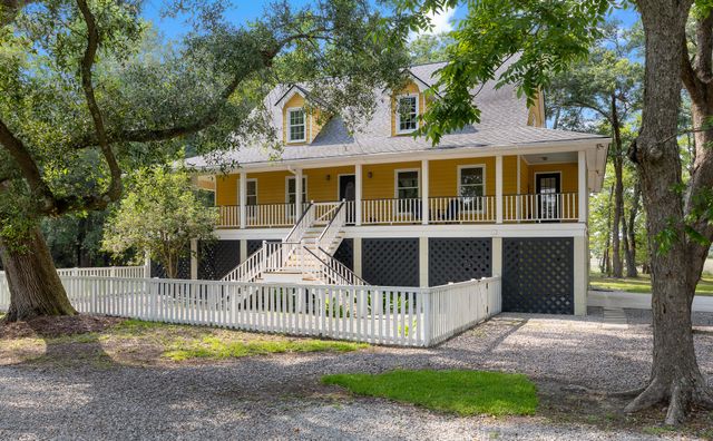 6434 Saint Anthony Drive, Meggett, SC 29449