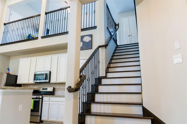 5915 Summer Holly Lane, Richmond, TX 77407