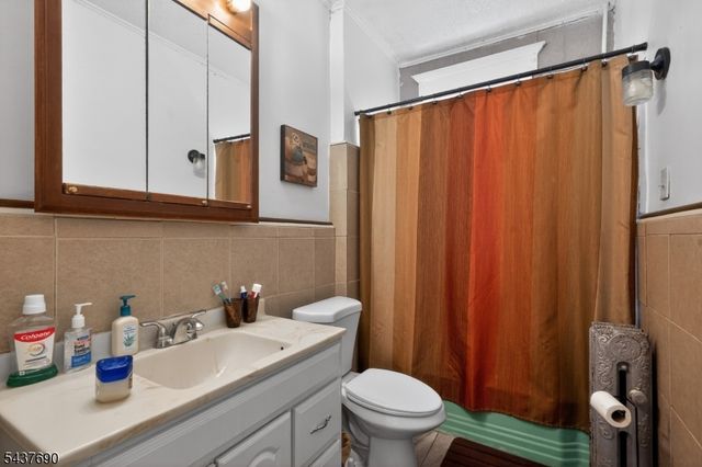 11 Yereance Ave 2, Clifton City, NJ 07011