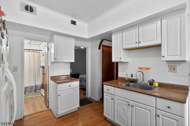 11 Yereance Ave 2, Clifton City, NJ 07011