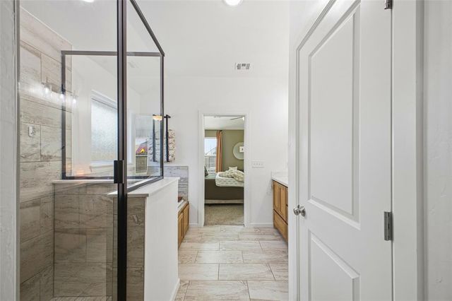 11032 NW 20th Terrace, Yukon, OK 73099