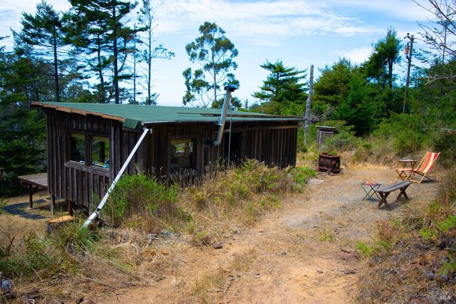 34601 S Highway 1, Gualala, CA 95445