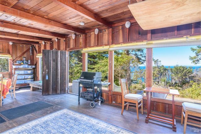 34601 S Highway 1, Gualala, CA 95445