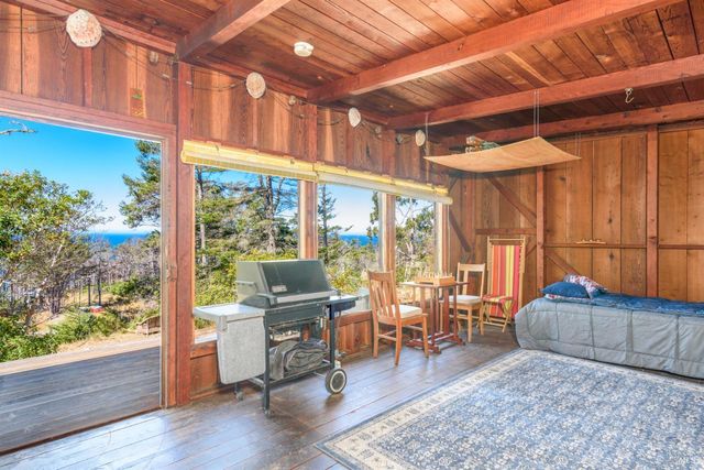 34601 S Highway 1, Gualala, CA 95445