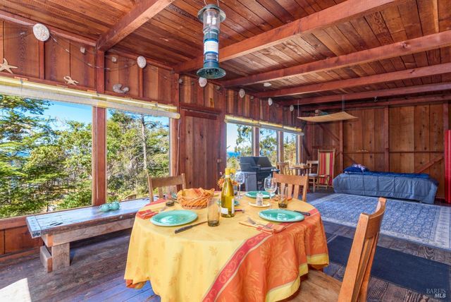 34601 S Highway 1, Gualala, CA 95445