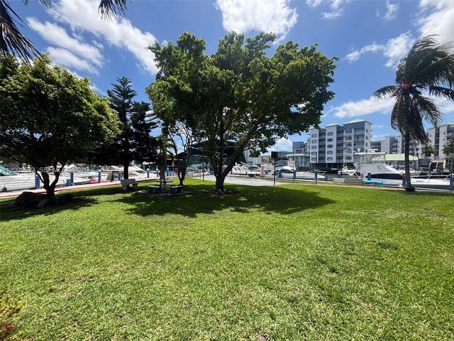 1800 NW 24th Ave 314, Miami, FL 33125