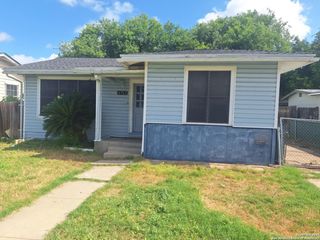 4767 Lark, San Antonio, TX 78228