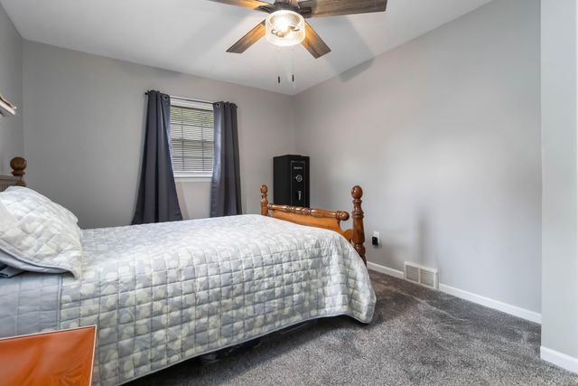 826 Kingsway Drive, Versailles, KY 40383