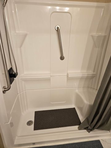 826 Kingsway Drive, Versailles, KY 40383