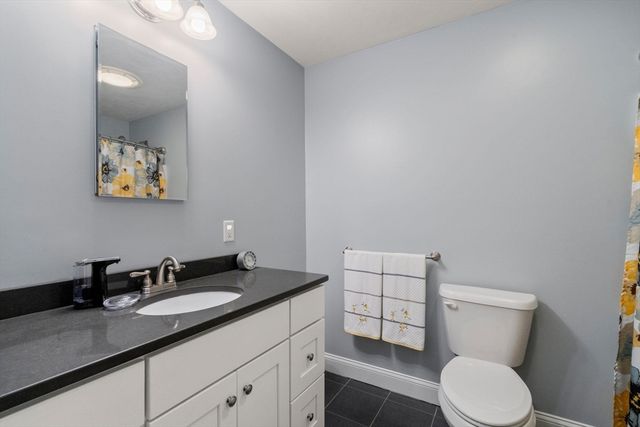 101 Prospect Hill St, Taunton, MA 02780