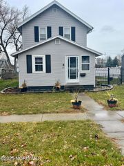 111 Wilber Street, Walbridge, OH 43465
