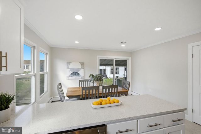 205 BONAIRE DR, Toms River, NJ 08757