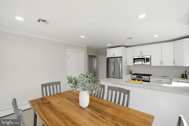 205 BONAIRE DR, Toms River, NJ 08757