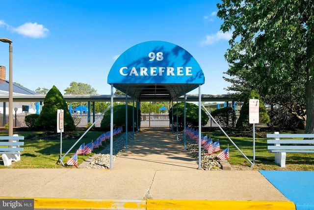 205 BONAIRE DR, Toms River, NJ 08757